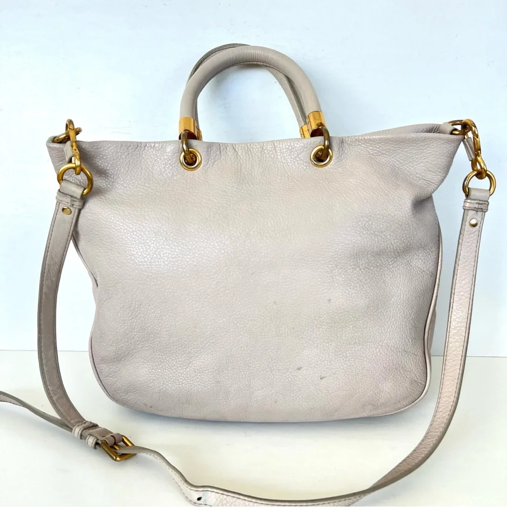MARC by MARC JACOBS Oat Cream Pebbled Leather Crossbody Shoulder Tote Hobo Bag